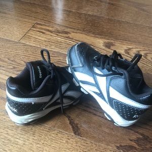 Kids Reebok baseball spikes